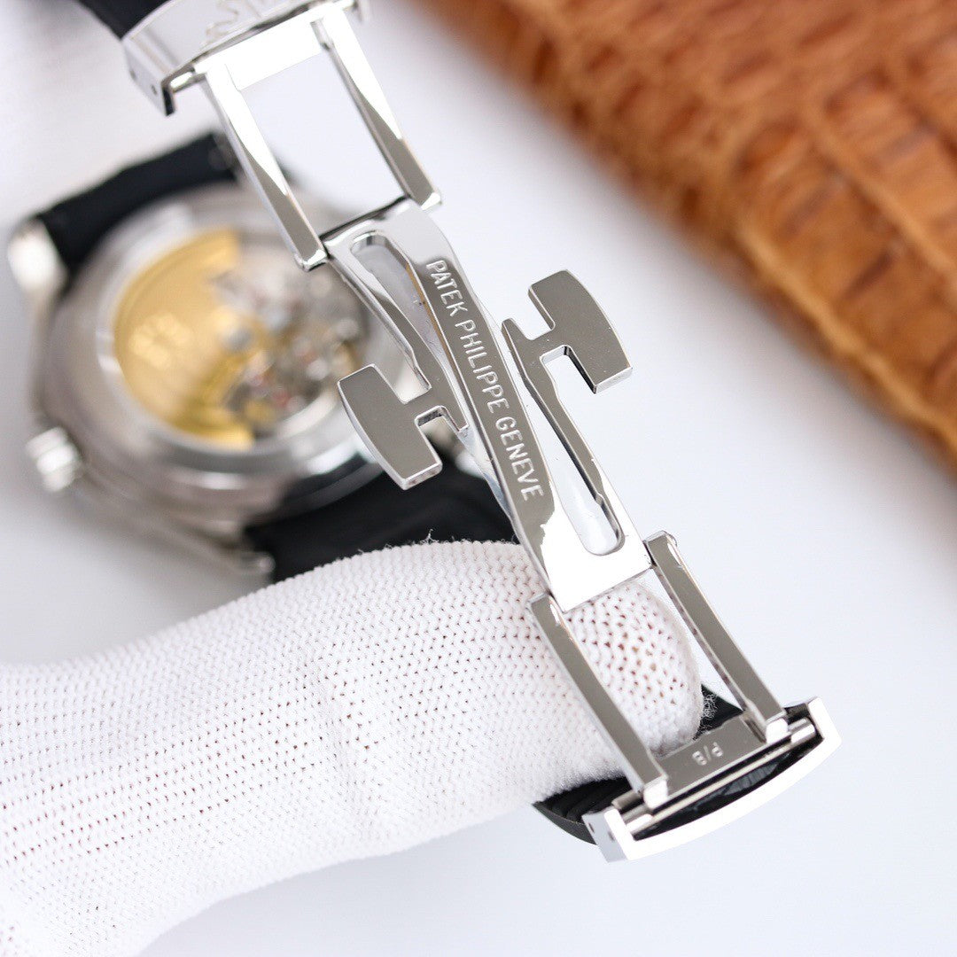 Patek Philippe Aquanaut Travel Time — Steel