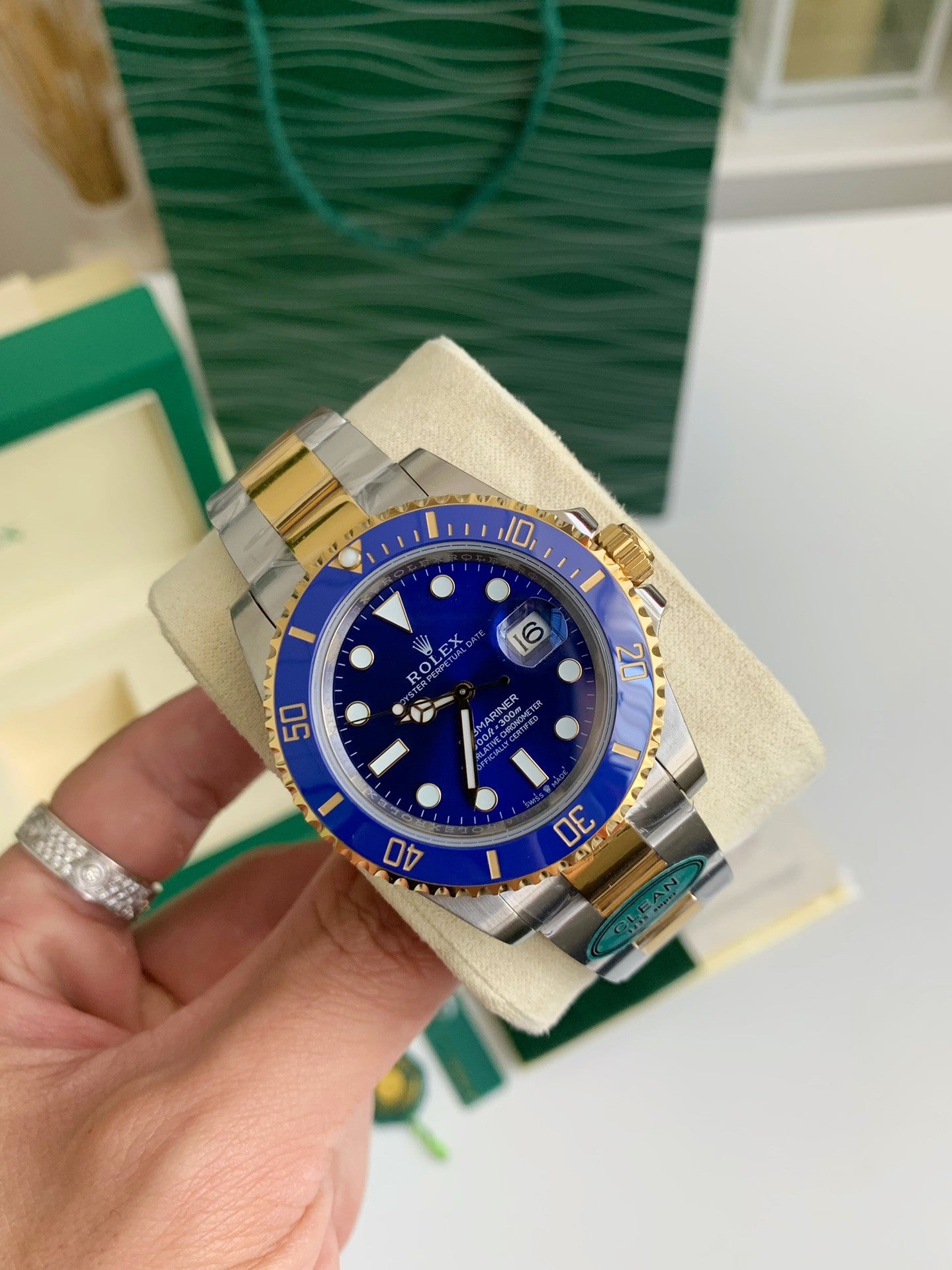 Rolex Submariner Date