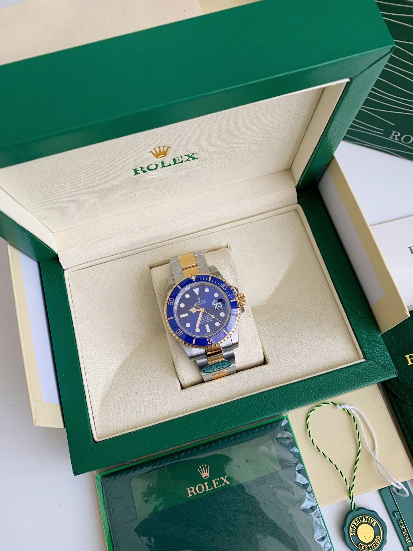 Rolex Submariner Date
