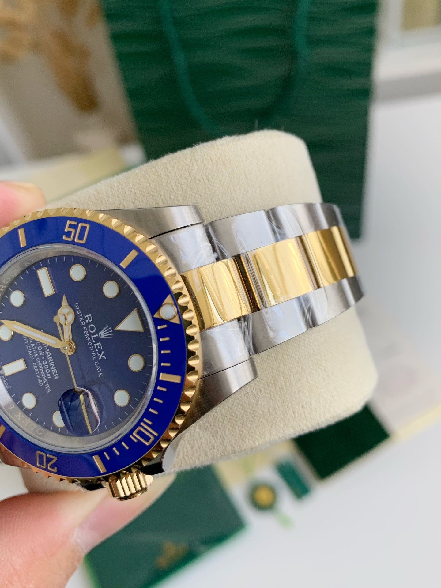 Rolex Submariner Date