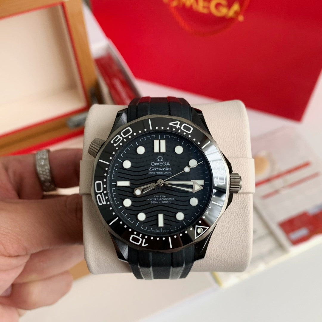 Omega Seamaster Diver 300M Master Chronometer black ceramic