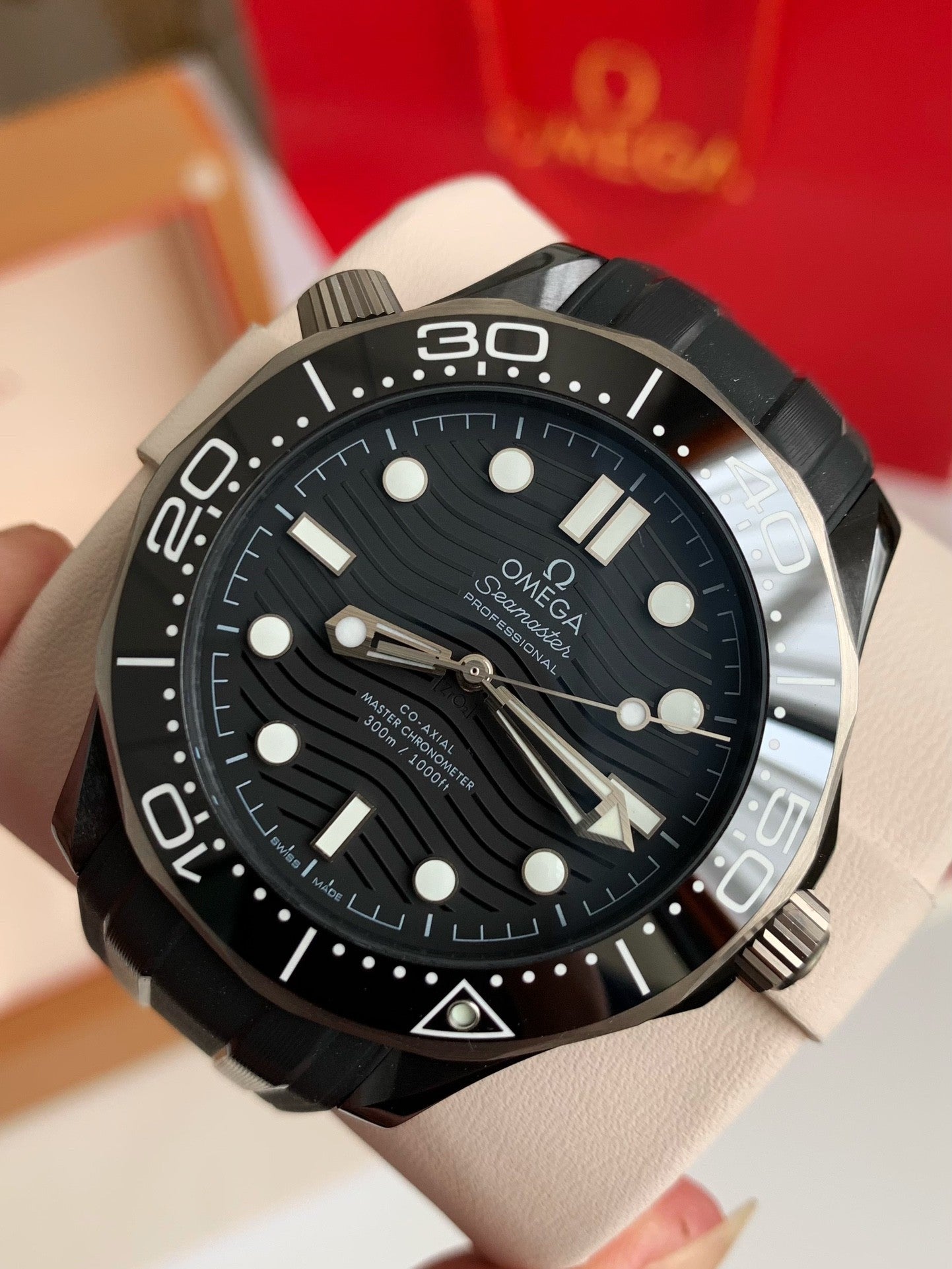 Omega Seamaster Diver 300M Master Chronometer black ceramic