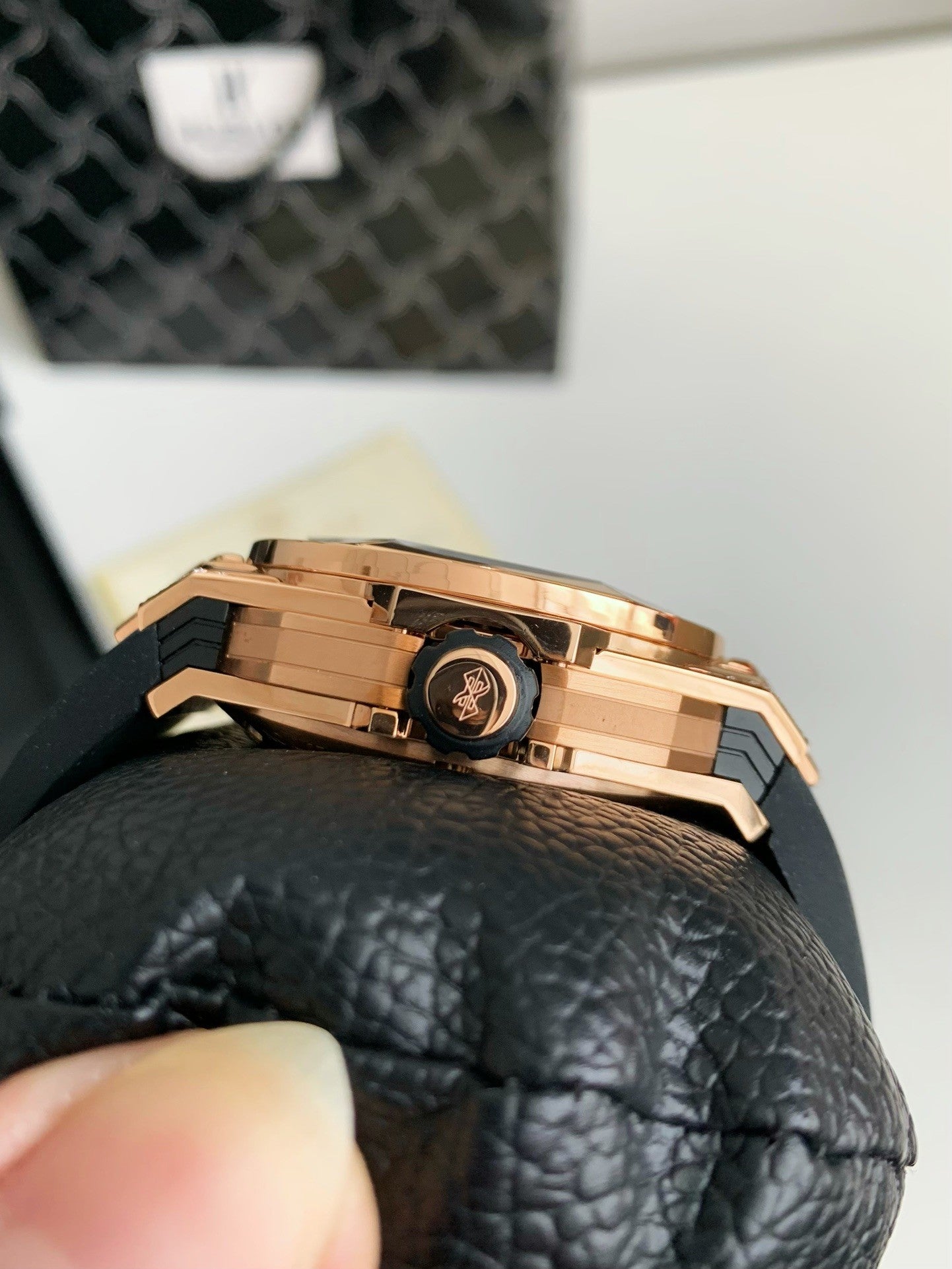Hublot Big Bang — Rose Gold Diamond Blue