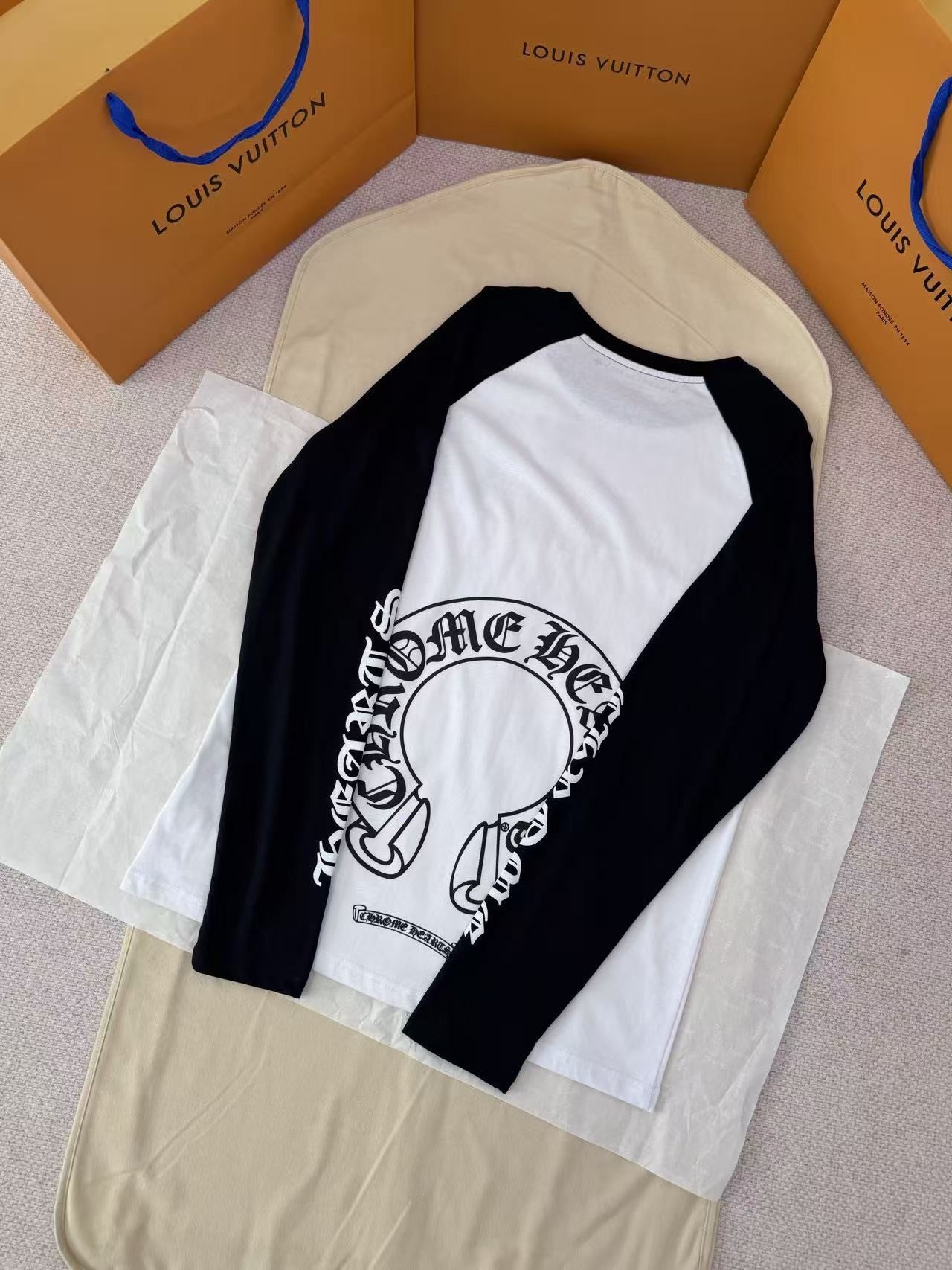Chrome Heart Raglan Horseshoe Long Sleeve