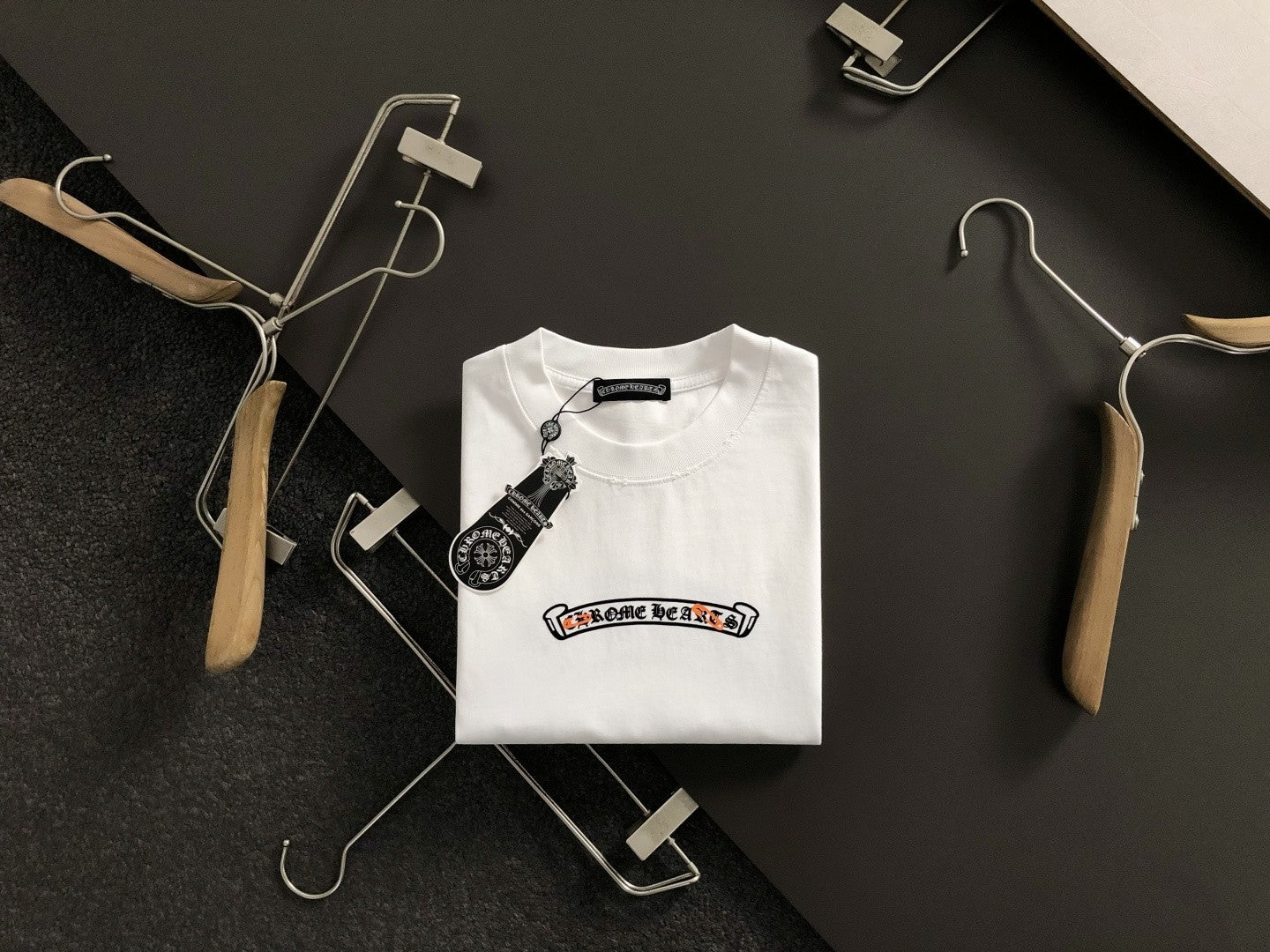 Chrome Heart Chain Horseshoe Tee